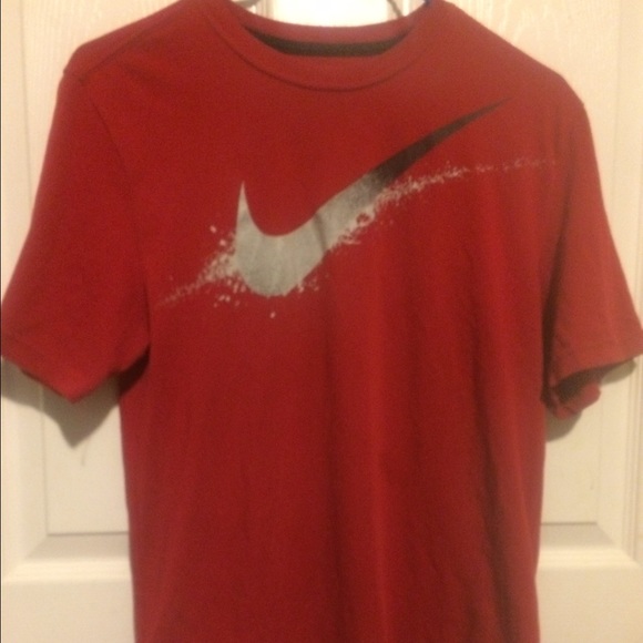 Nike t shirt