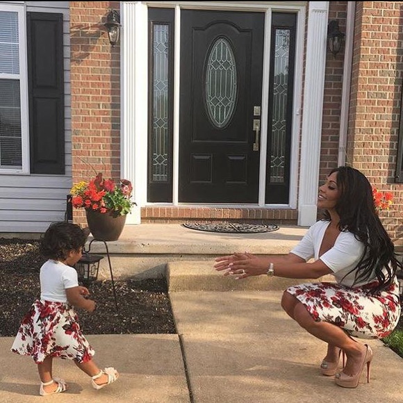 Meet your Posher, Nina