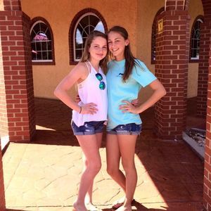 Meet your Posher, Lily