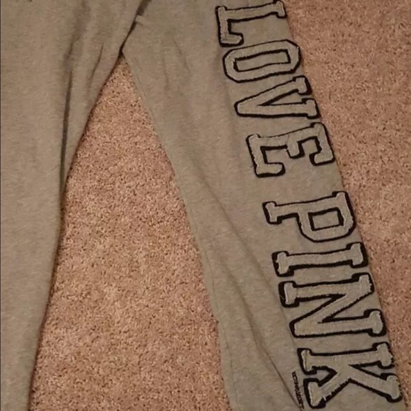 VS PINK GREY SWEATPANTS