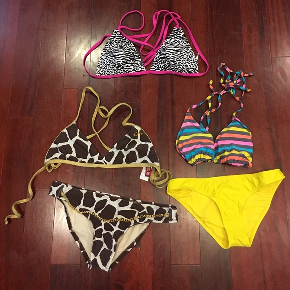 Two piece bathing suits - Picture 1 of 4
