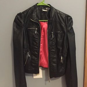 FLASH SALE! Faux leather jacket