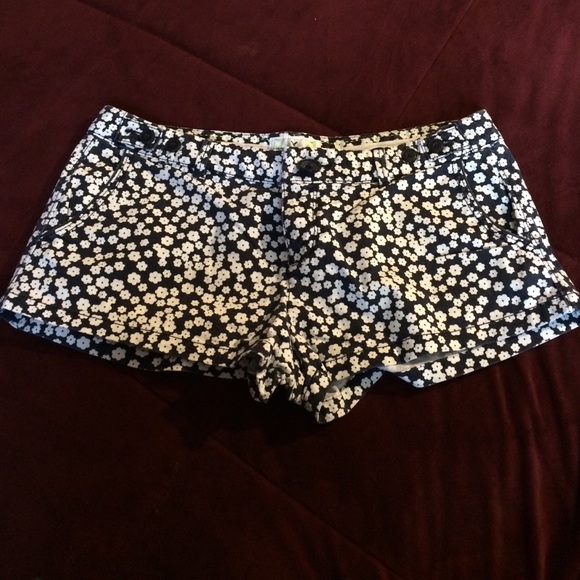 ⭐️American Eagle shorts⭐️