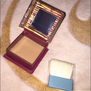 Hoola Benefit matte bronzer