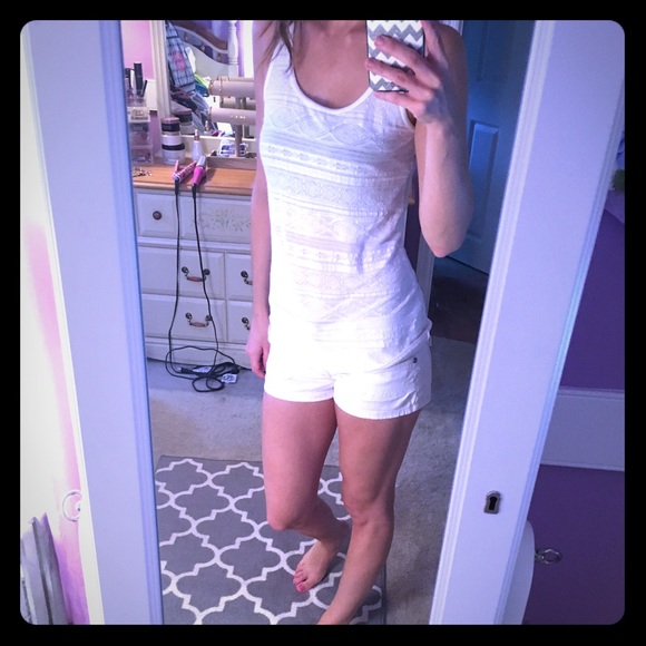 Beautiful white tank top