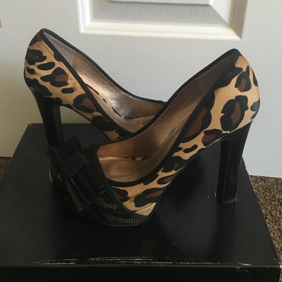 BCBG Cheetah print bow pumps