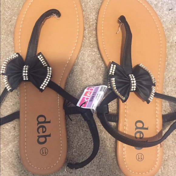 Black bow sandals
