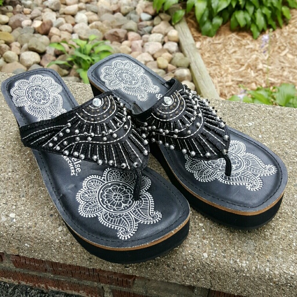 Somethin' Else from Skechers Sandals.