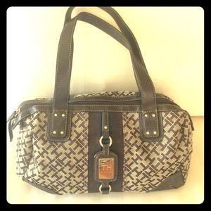 Tommy Hilfiger purse