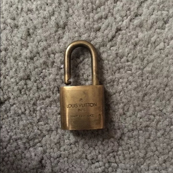 SOLD Louis Vuitton Lock Padlock Luggage Brass #312 - Picture 2 of 3