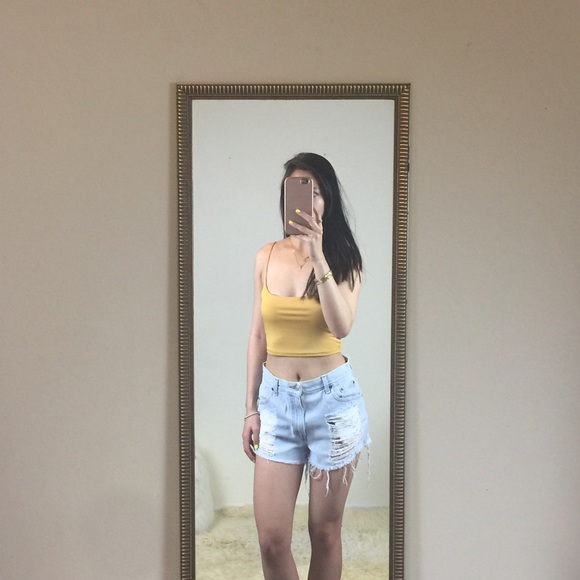 🚫Sold🚫LF Distressed Vintage Levi's High Waisted - Picture 4 of 4