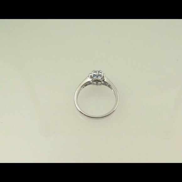 10k White Gold Blue Topaz W/Diamonds Women's Ring - Picture 3 of 5