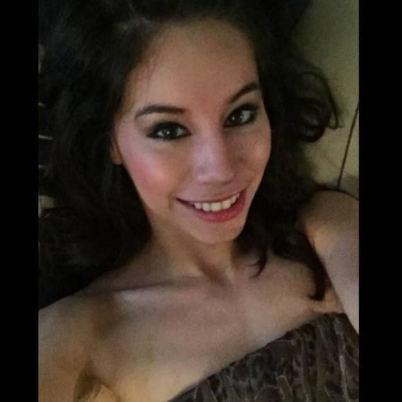 Meet your Posher, Raemarie - Picture 1 of 1