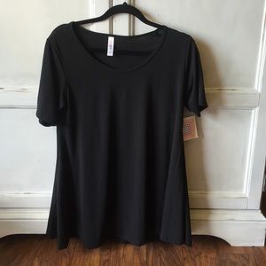 NWT Black LuLaRoe Perfect Tee - Size Small