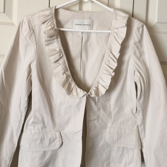 Banana Republic Blazer - Picture 2 of 4