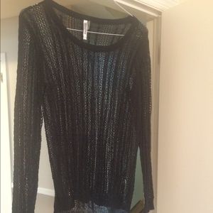 Lightweight sweater