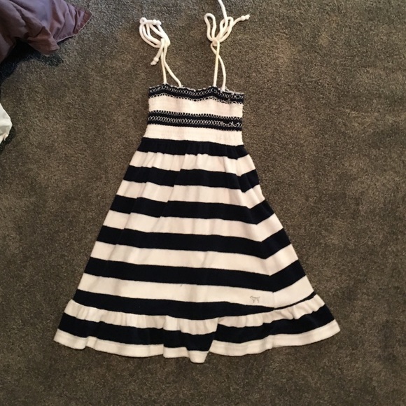 Blue and white VS Pink summer dress