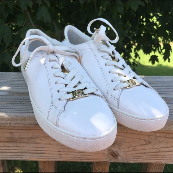 Michael kors Ivy Dee logo white gold sneaker sz 7