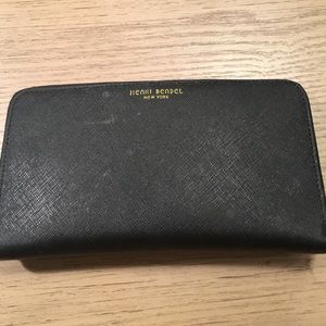Henri Bendel black wallet.