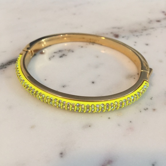 NWT Neon Yellow & Gold Rounded Pavé Hinge Bracelet - Picture 3 of 6