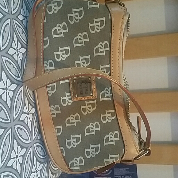 Purse - Picture 3 of 4