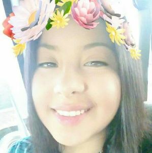 Meet your Posher, Daniela