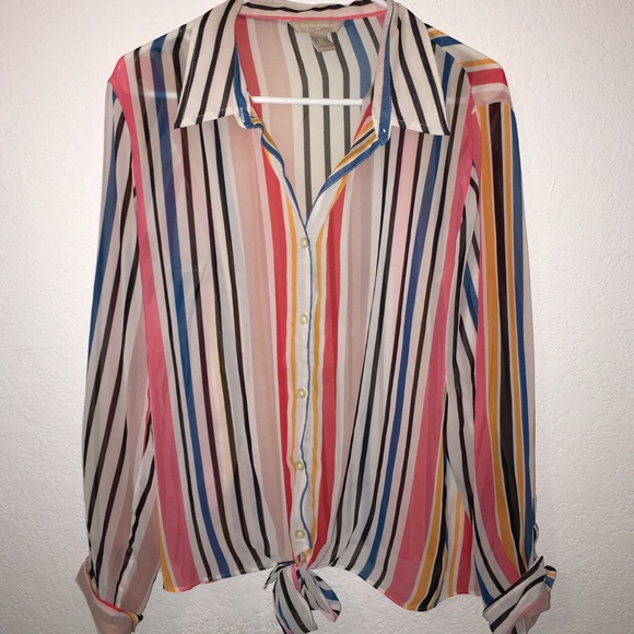 Button down shirt, worn once in great shape!