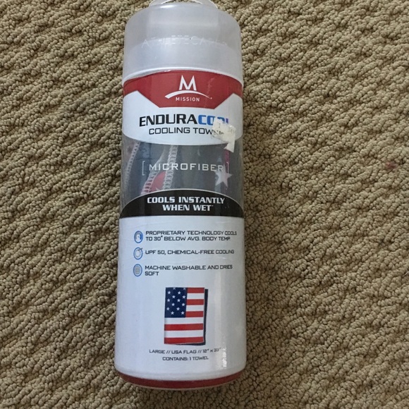 cooling towel - Picture 1 of 2