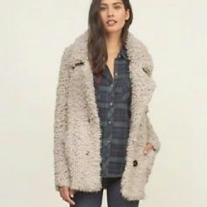 Abercrombie shaggy knit coat