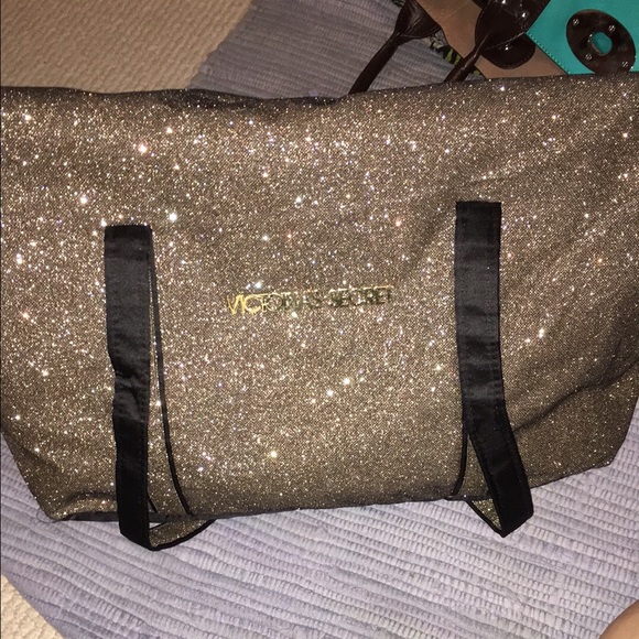 Victoria's Secret tote