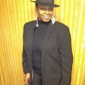 Meet your Posher, Eva