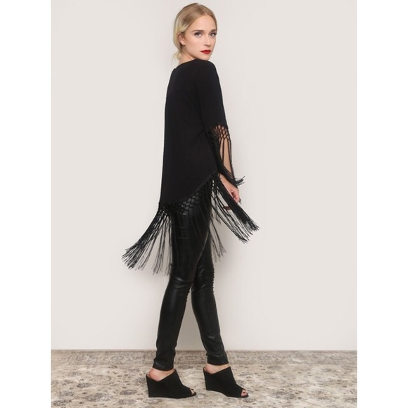 ❌SOLD❌ Gypsy Warrior Laveau Fringe Blouse - Picture 3 of 4