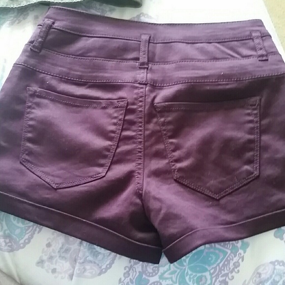 High waisted Refuge shorts - Picture 4 of 4