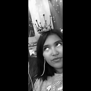 Meet your Posher, Anahy