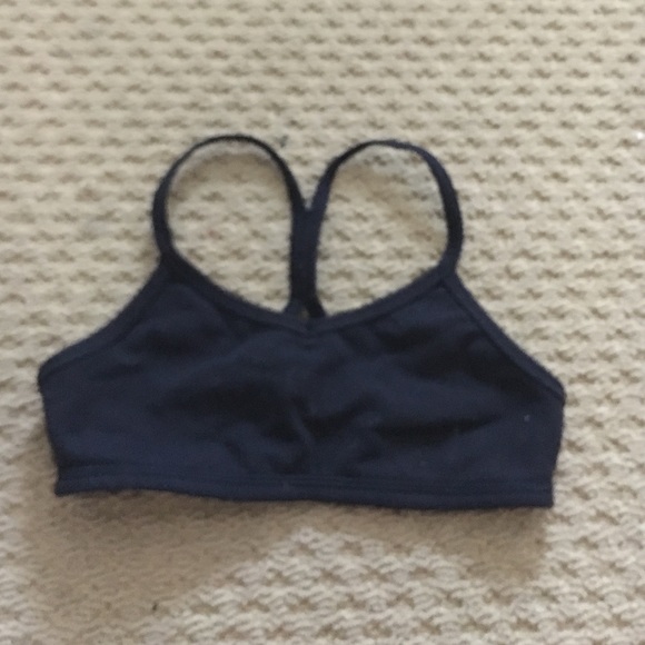 sports bra
