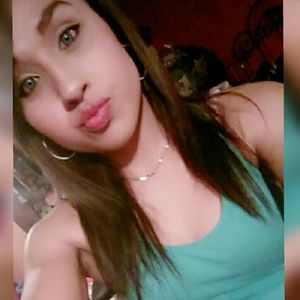 Meet your Posher, Anahi