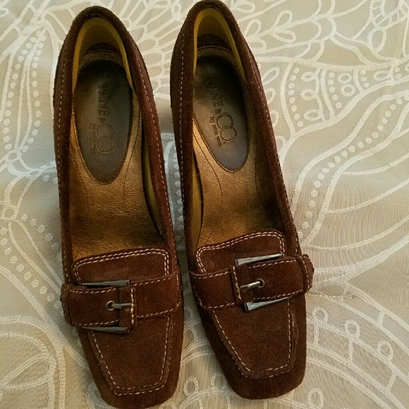 Brown Nine & Company size 7 heels - Picture 1 of 4