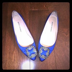 Manolo Hangisi Flats