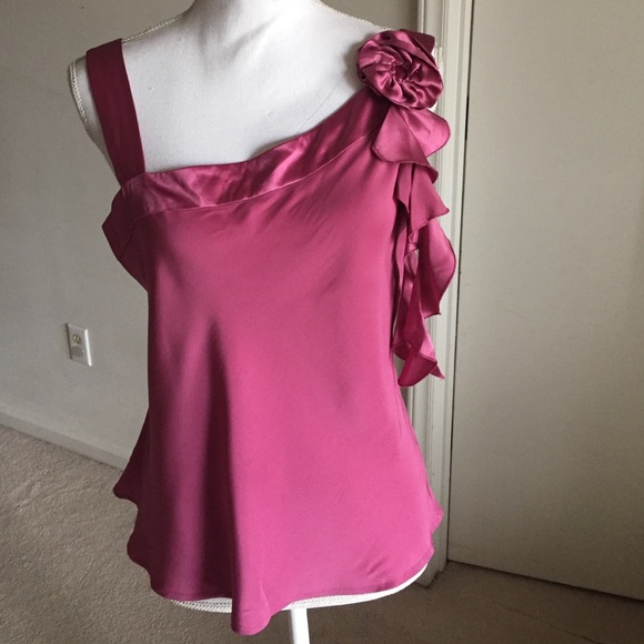 Allison Taylor Tops - 🔴Allison Taylor top 100% silk