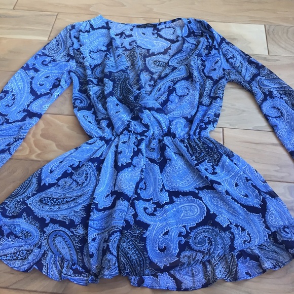 blue paisley romper - Picture 1 of 3