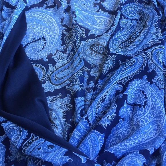 blue paisley romper - Picture 3 of 3