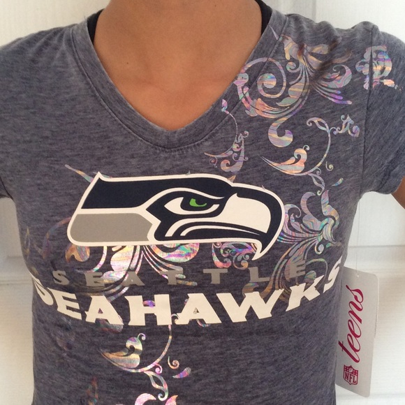 Limited Edition NFL Teen Seahawks shirt