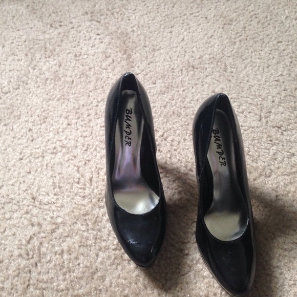 Black patent leather high heels