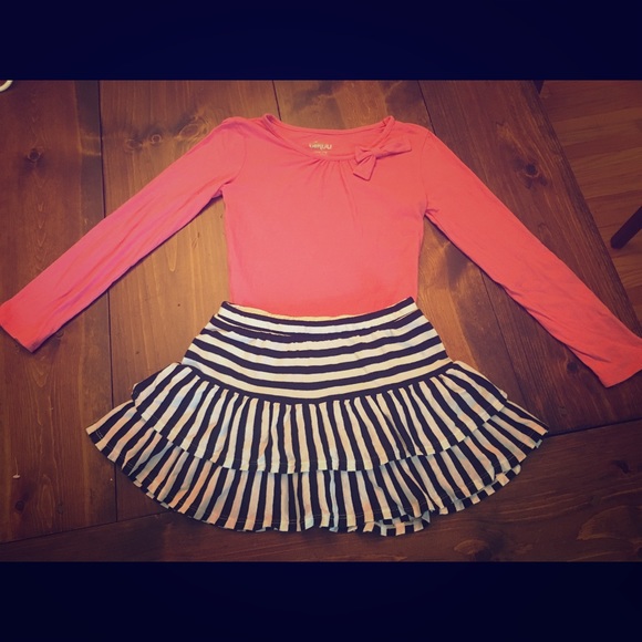 Circo Girls Med Pink Top w/Bow & Black/White skirt