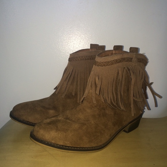 Mossimo Supply Co. Shoes - Mossimo brown zip-up ankle boots