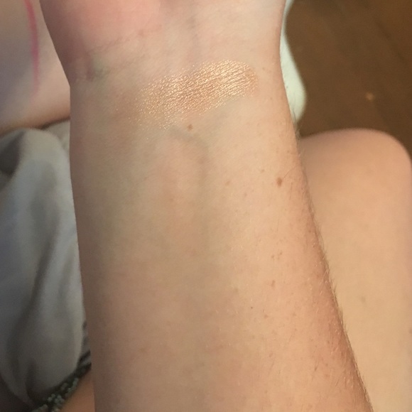 Eyeshadow/highlighter - Picture 3 of 3