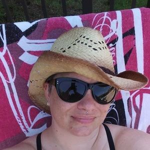 Meet your Posher, Tamara tammi