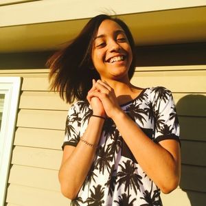 Meet your Posher, Imani