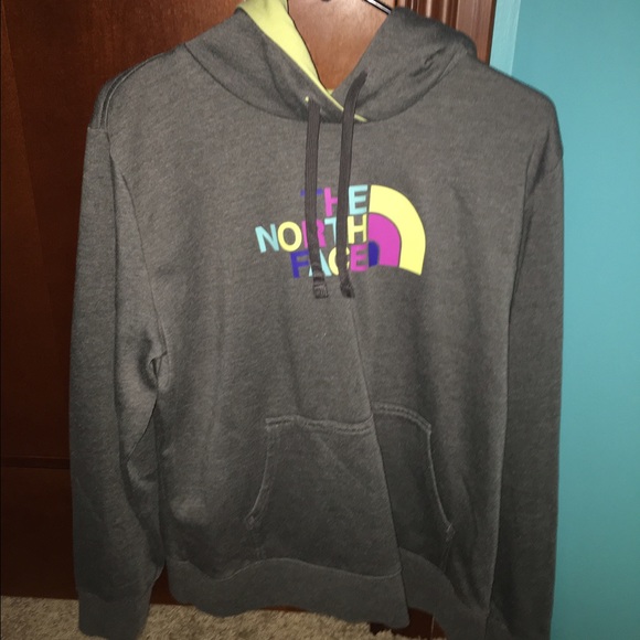 Women's north face sweatshirt