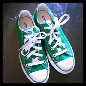 SOLD! Green Converse Chuck Taylors All Stars